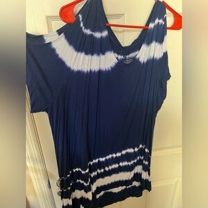 Lane Bryant Blue and White Tie-Dye Short Sleeve Cold Shoulder Top Sz 26/28